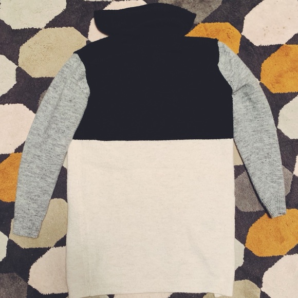 Dresses & Skirts - sweater dress